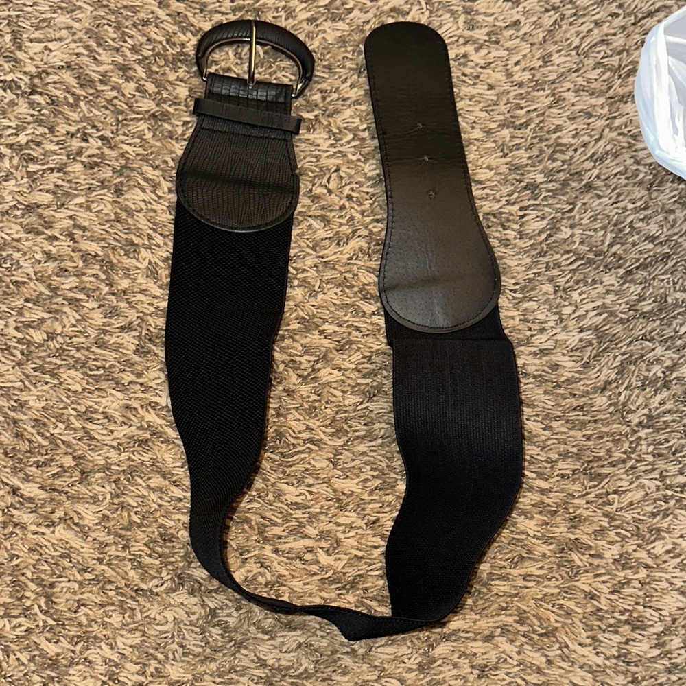 Wide Elastic Black Cinch Belt with Round Buckle